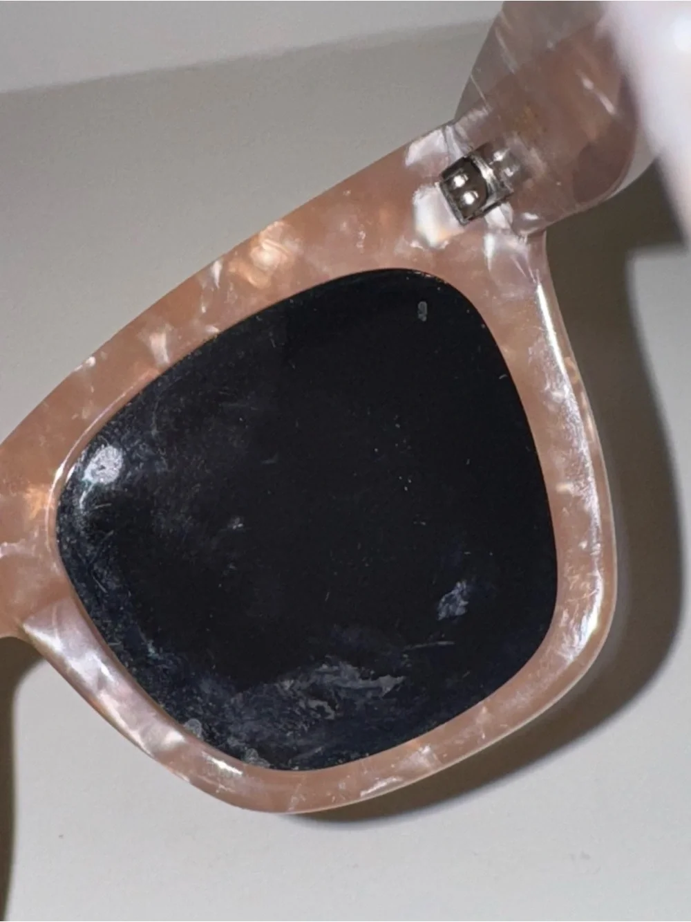 I-SEA Billie Taupe Pink Polarized Sunglasses Retro Round Flair